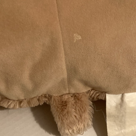 Pillow Chums Goldie Big Dog by KellyToy 22" X 21"  Soft & Cuddly 2011 - Picture 8 of 15